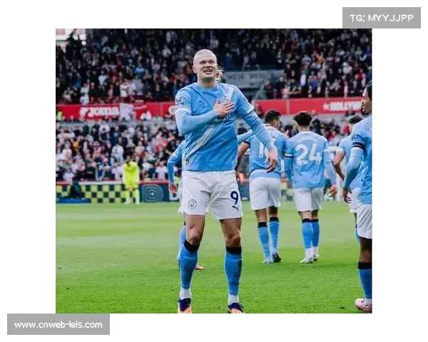 曼城多库精准传球连线哈兰德 边路突破牵制力决定比赛走向